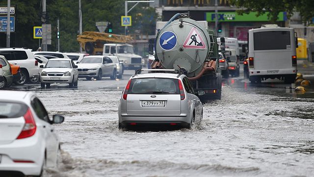 На Кубани действует штормовое предупреждение. Фото: Геннадий Аносов