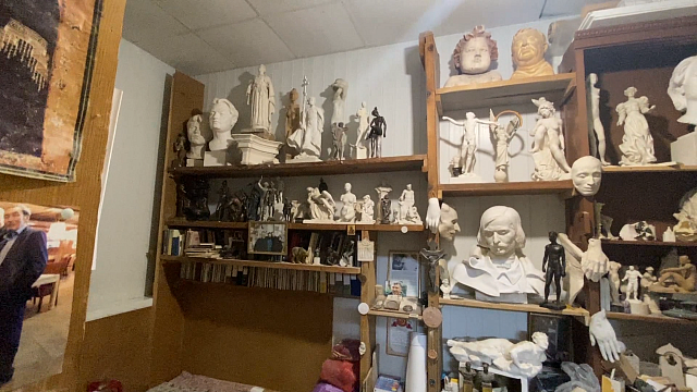 Наследие скульптора Александра Аполлонова: рассказываем о его уникальной мастерской в Краснодаре