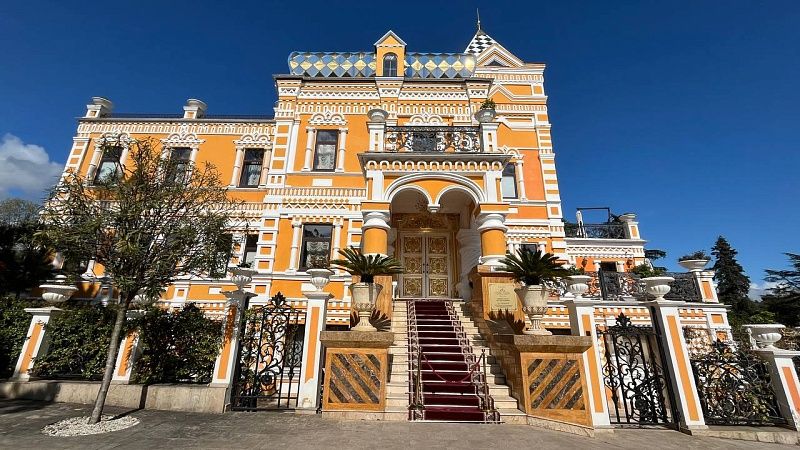 Историческую дачу Хлудова выставили на продажу за 2,5 млрд рублей в Сочи