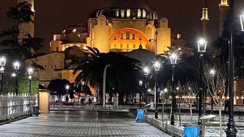 Звезду турецких сериалов Бурака Дениза задержали по делу о наркотиках в Стамбуле