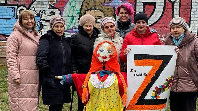 Активисты ТОС-193 Краснодара организовали гуляния для детей и взрослых в последний день Масленицы
