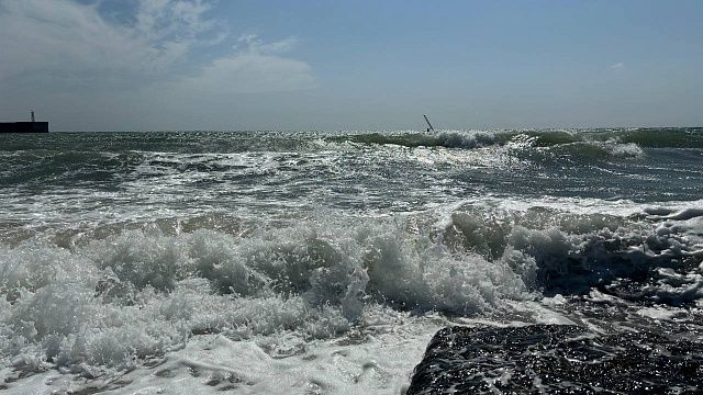 Четыре дрона ВСУ уничтожили над акваторией Азовского моря ночью 4 апреля