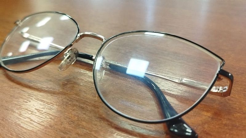 Офтальмолог Светлаков пояснил, как очки для работы за компьютером влияют на сон