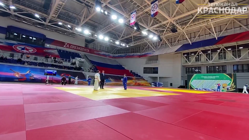 Более 650 спортсменов поборются в чемпионате России по самбо в Краснодаре