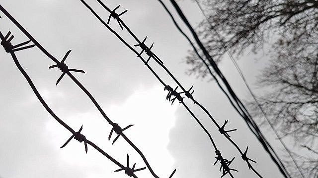 Сотрудники СИЗО могли помочь террористам в побеге из изолятора на Урале