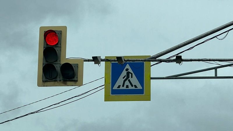 Маршрутчика наказали за езду на красный свет в Анапе