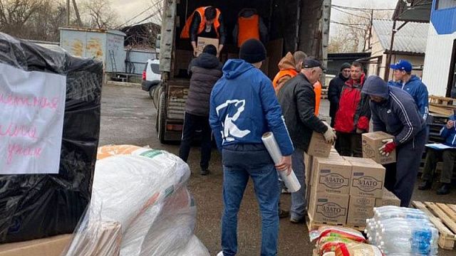 Губернатор Кубани сообщил, что практически в каждом муниципалитете региона  открыты пункты сбора гуманитарной помощи для беженцев