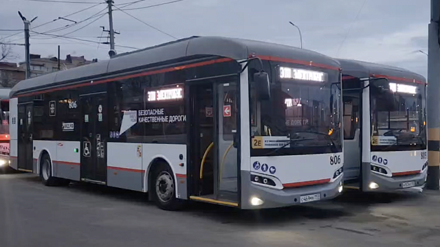 До конца марта в Краснодар доставят семь белорусских электробусов. Фото: телеканал «Краснодар»