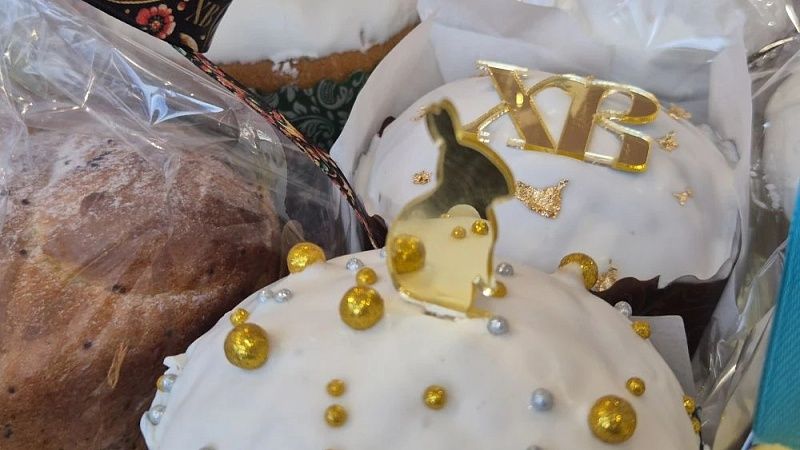 Полиция задержала сделавшую кальян на куличе жительницу Москвы 