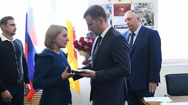 Мэр Краснодара встретился с семьями погибших участников СВО Фото: t.me/emnaumov