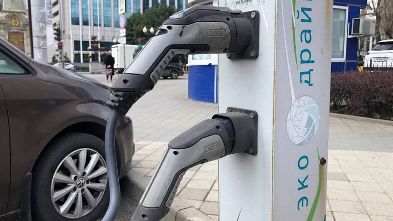 В Краснодаре определили 21 новое место, где установят зарядные станции для электромобилей