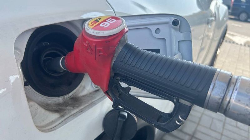 Власти Кубани заявили о стабильной ситуации с топливом на АЗС