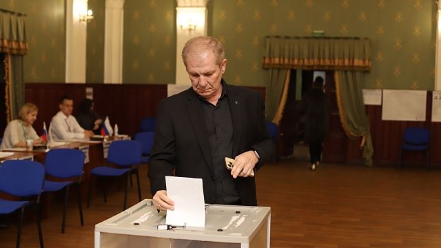 Глава, его замы, руководители управлений: как сходила на выборы команда администрации Краснодара