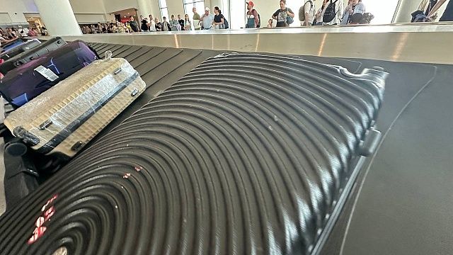 Беспорядки и драки произошли в аэропорту Рованиеми