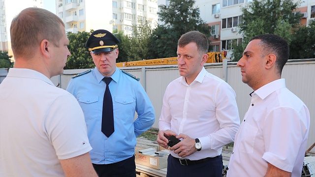 Глава Краснодара поручил ускорить возведение школы на ул. Байбакова