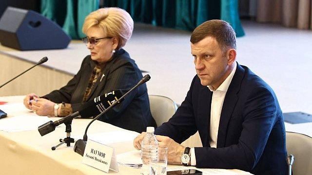 Глава Краснодара обсудил будущее Гидростроя с жителями микрорайона
