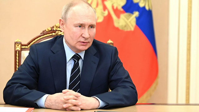 Владимир Путин подписал закон об оперативной блокировке сайтов. Фото: kremlin.ru