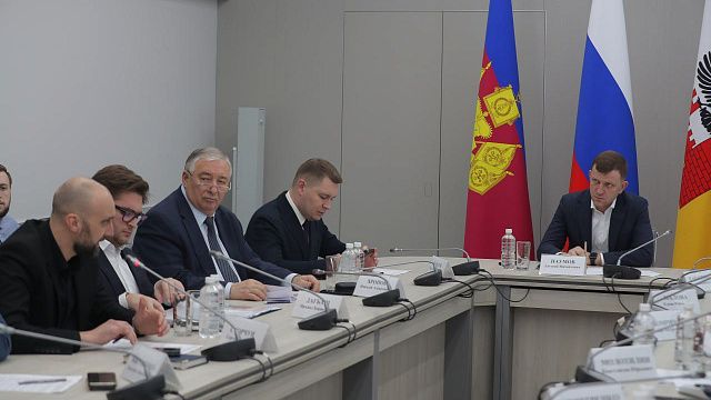 В мэрии Краснодара обсудили работу по формированию единого каскада Карасунских прудов