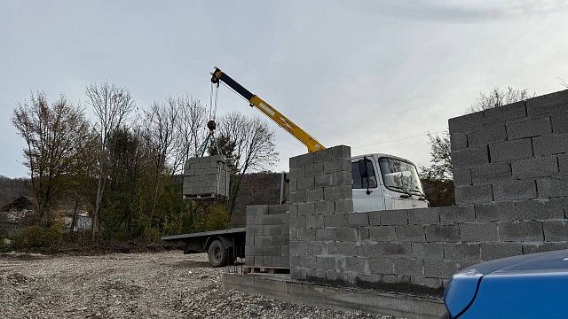 Главного инженера арестовали после гибели рабочих на стройке на Сахалине