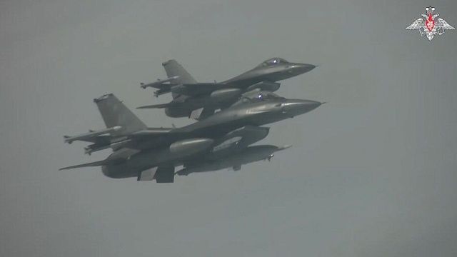 Россия выпустила «Кинжалы» по военным базам в Дубно Ровненской области