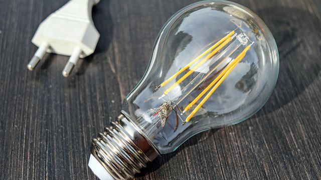 В Карасунском и Прикубанском округах Краснодара отключили электроэнергию. Без света остаются более 5 тысяч человек
