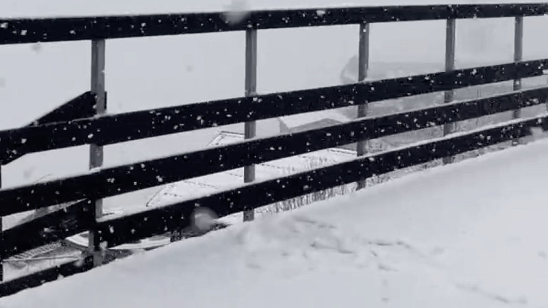 Снег выпал 15 мая на высоте 2000 метров в горах Сочи