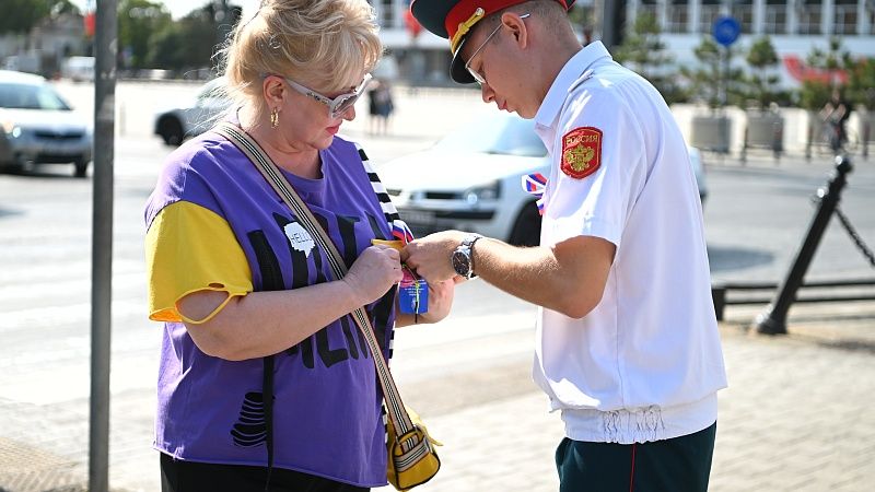 Ленточки триколора можно получить на улицах Краснодара