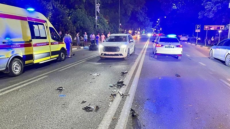 Массовую смертельную аварию устроил мотоциклист в Геленджике