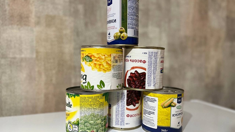 Врач Долгушкина назвала консервы, которые опасно брать с собой в поход