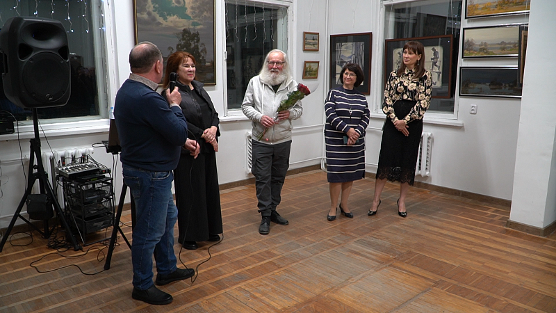 В Краснодаре открылась выставка «Времена года» Александра Эсмонта 