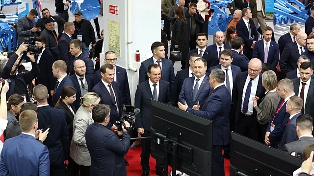 Губернатор посетил выставку «ЮГАГРО». Фото: пресс-служба администрации Краснодарского края 