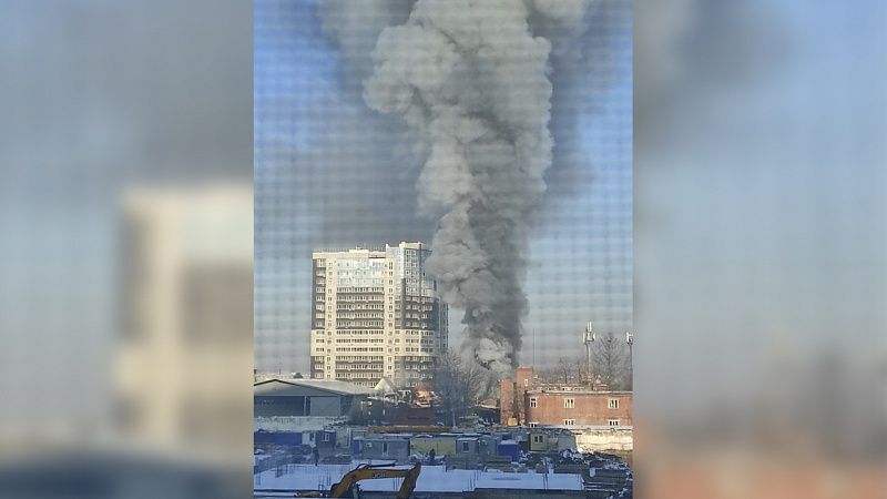 Спасатели ликвидировали открытое горение склада на Стасова в Краснодаре