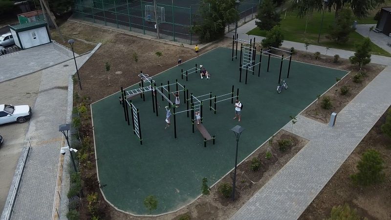 Бастрыкин потребовал доклад по травме девочки на спортплощадке в Краснодаре 