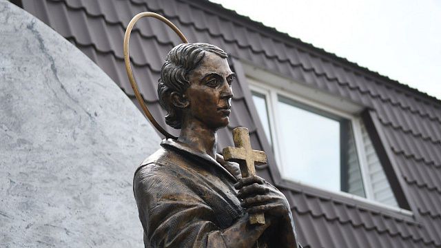 В Краснодаре открыли и освятили памятник святому Иоанну Русскому. Фото: Александр Райко