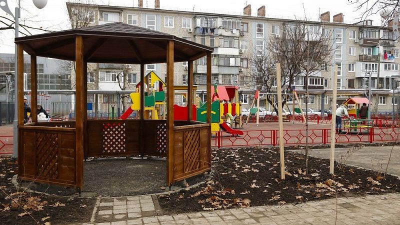 Благодаря вмешательству мэра в Краснодаре смогут благоустроить 228 придомовых территорий
