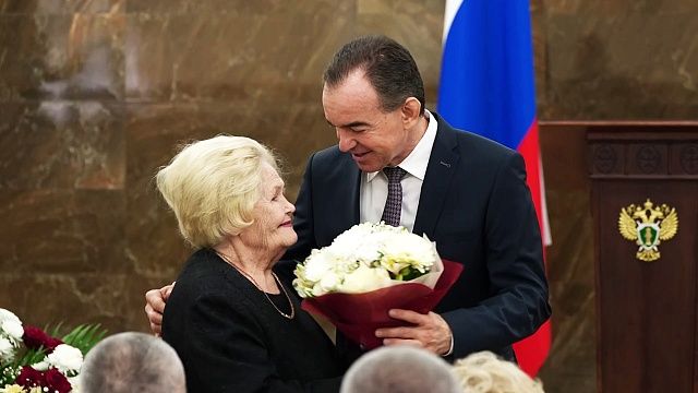 С Днём прокуратуры поздравил губернатор. Новости 12 января