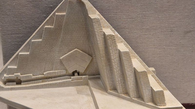 При разгрузке оборудования для АЭС погиб человек в порту Александрии