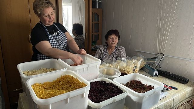 Режиссёр Семибратов рассказал о волонтёрской помощи бойцам СВО на Кубани 