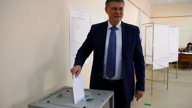 Заместители губернатора Кубани посетили избирательные участки в первый день выборов Фото: пресс-служба администрации Краснодарского края
