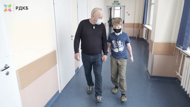 Информацию о неудачной пересадке кожи опроверг отец покусанного мальчика из Сочи