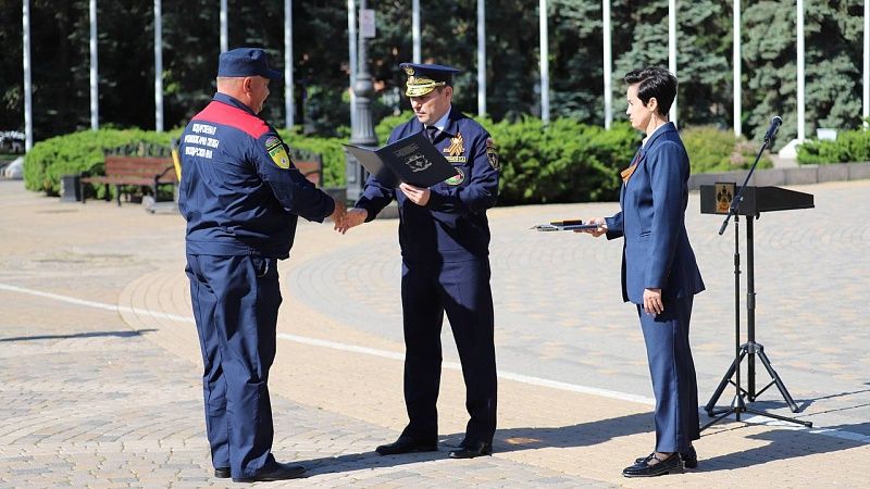 Новую спецтехнику передали спасателям и пожарным Краснодарского края