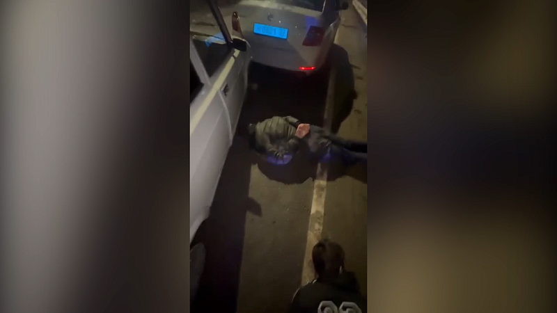 Стрельбой по колёсам полицейские остановили лихача под Краснодаром