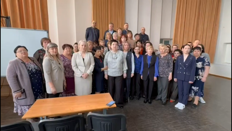 Видео в поддержку библиотекаря сняли педагоги и ученики в Новопокровском районе