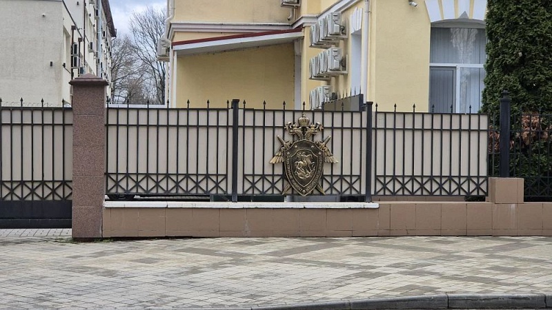 Следком подозревает в убийстве семьи экс-полицейского его отца в Таганроге