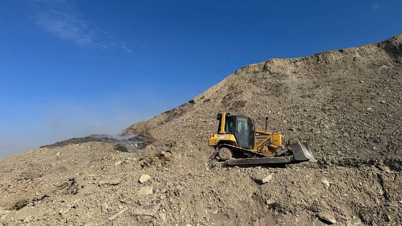 Площадь пожара сократилась до 180 «квадратов» на полигоне ТКО в Новороссийске