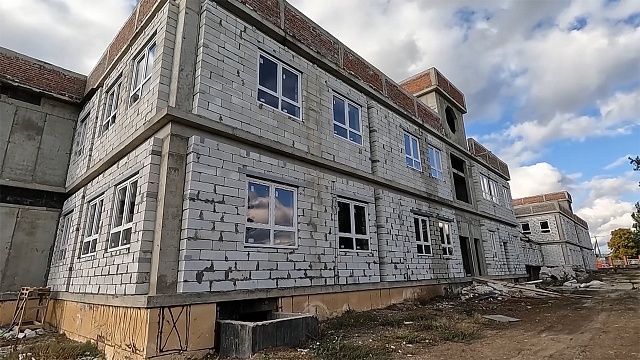 Подача тепла и строительство соцобъектов. Новости 22 октября