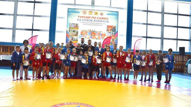 Прошли соревнования по самбо на Кубок атамана в Гулькевичском районе