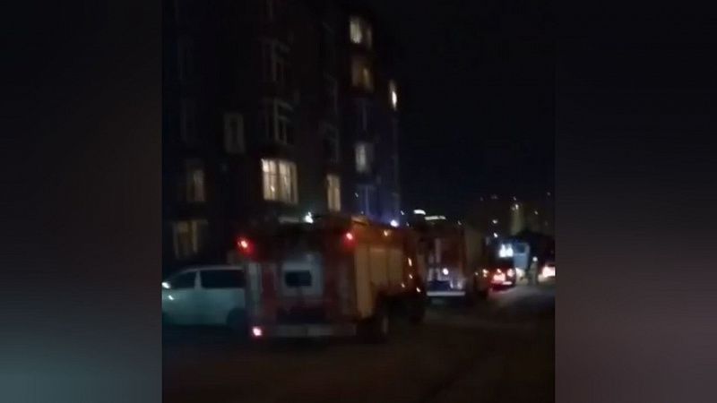 Ночью на улице Домбайской в Краснодаре случился пожар