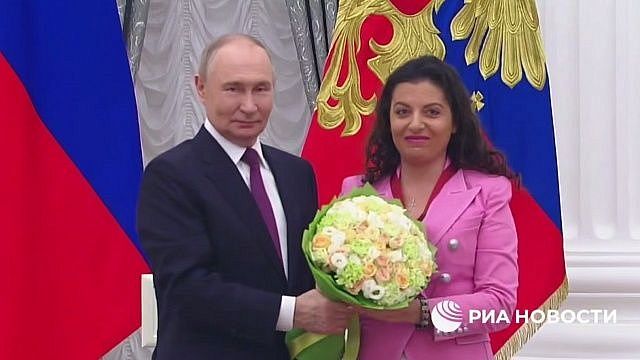 По делу о покушении на уроженку Кубани Симоньян и Собчак задержаны подростки