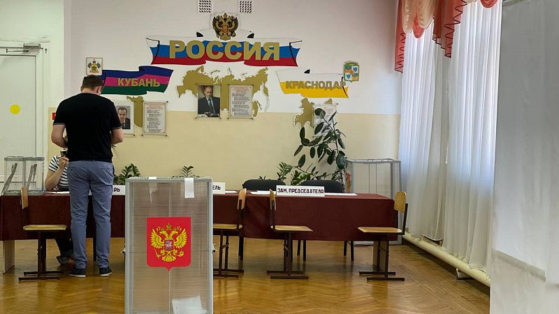 В Краснодаре открылись 392 избирательных участка